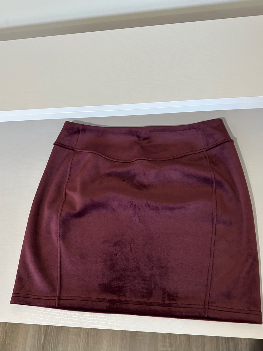Lululemon Burgundy Velvet Scuba Mid-Rise Mini Skirt